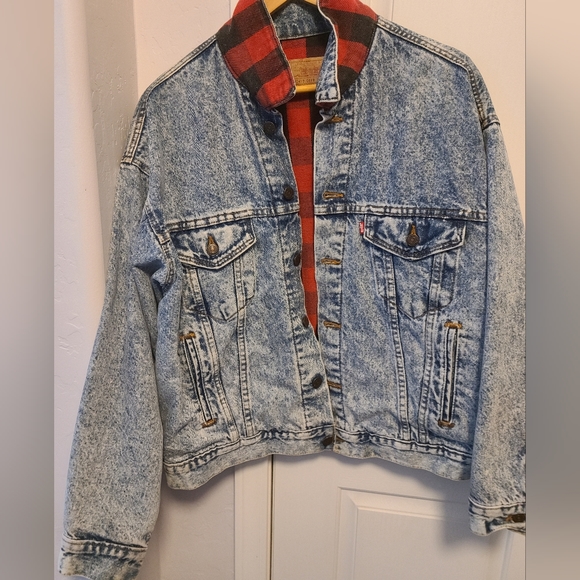 Levi's Other - Denim Levi's Vintage Jacket